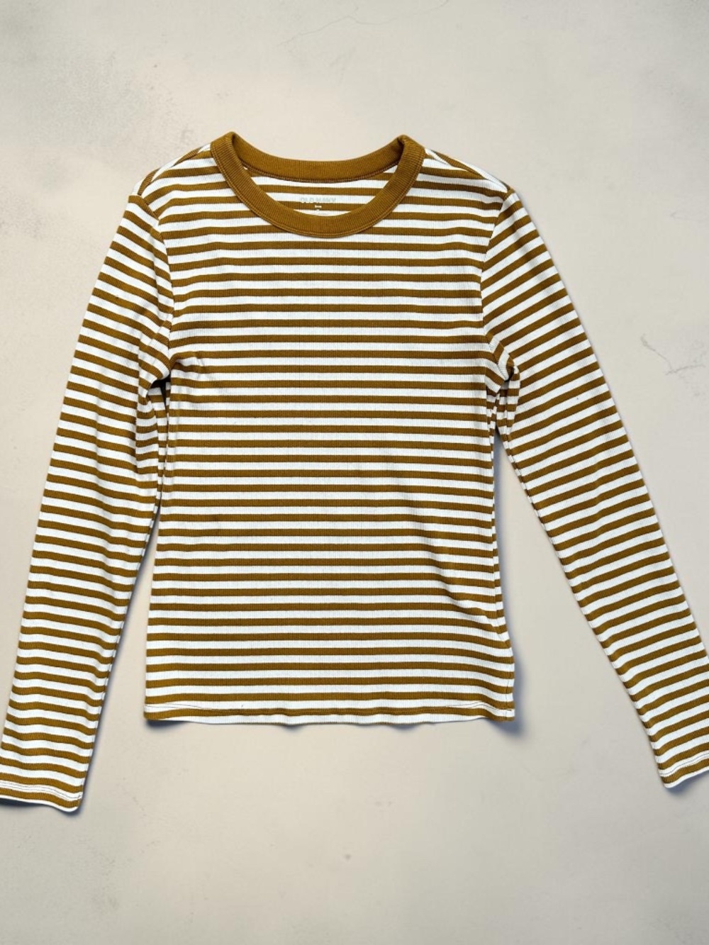 Old Navy Gold White Striped Ribbed Long Sleeve Top Women’s M Y2K Fitted Tee